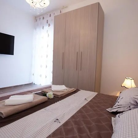 Alexander Apartmán *